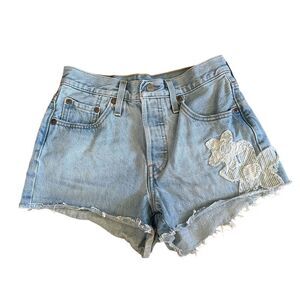 Levi's 501’s Light Blue Floral Appliqué Jean Shorts ~ size 25